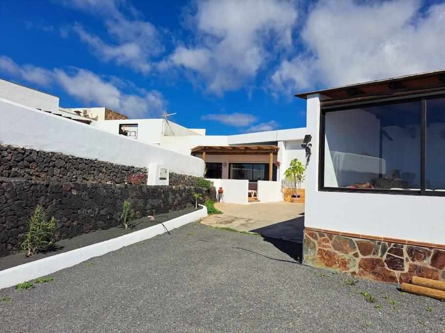 Apartamento Valentina Tias Exterior photo
